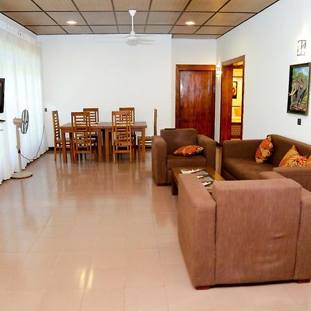 Seven Rich Villa Anuradhapura Exterior foto