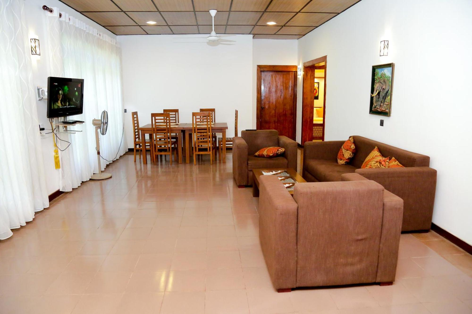 Seven Rich Villa Anuradhapura Exterior foto